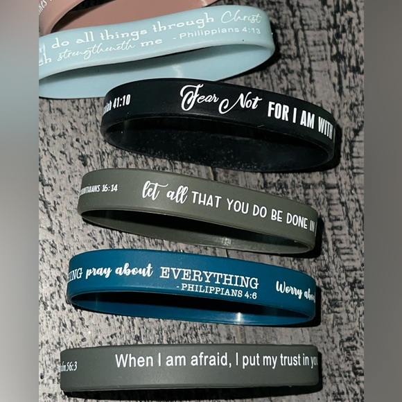 Inspirational Silicone Bracelets Set, Religious 10 New - Picture 4 of 5